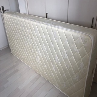 シングル マットレスの画像