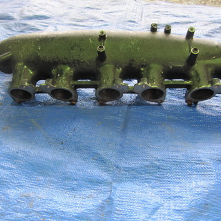 スカイライン　GT-R　BNR32　　サージタンクの画像