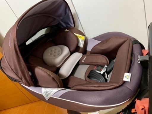 コンビ ネルーム チャイルドシート