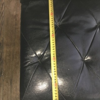 満期により終了しました  アンティーク風鋲打座椅子 美品 5月25日までの画像