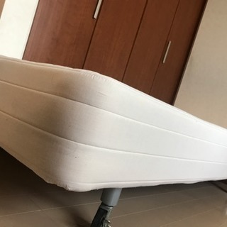 簡易ベッドの画像