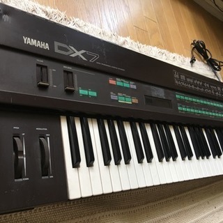YAMAHAシンセDX7(初代)