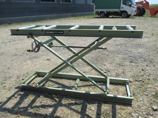 日立補助ローラー UW30／大工道具・木工