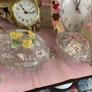 ◆SALE開催中‼︎  可愛いガラスの小物入れ