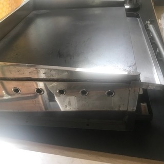 中古  業務用 プロパンガス LPガス用 鉄板焼き機 グリドル グリラー63×61×23.5　厚9㎜ 現状品 錆あり 厨房機器　屋台 の画像