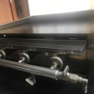 中古  業務用 プロパンガス LPガス用 鉄板焼き機 グリドル グリラー63×61×23.5　厚9㎜ 現状品 錆あり 厨房機器　屋台 の画像