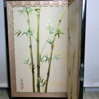 本格手刺繍屏風　美術工芸品　☆笹柄の刺繍入り屏風☆ の画像