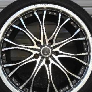 タイヤホイール　ロクサーニ 19インチ　245 40R19の画像