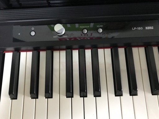 電子ピアノ (KORG LP 180)