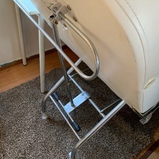 ［美品］エステベッドの画像