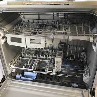 2012年製 Panasonic 食器洗い乾燥機 「NP-TR5」の画像