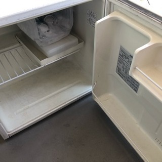 ミニ冷蔵庫