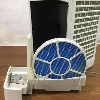 SHARP KC-Z45-W プラズマクラスター 加湿空気清浄機の画像