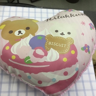 リラクマ  クッション  ハート型の画像