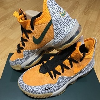 NIKE レブロン16 サファリ LOW AC