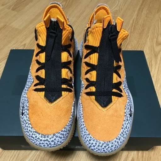 NIKE レブロン16 サファリ LOW AC