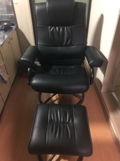 引渡し完了【引き取り限定】無段階リクライニング機能付きチェアーオットマンセット