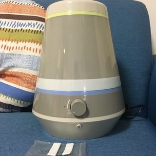 【受渡の方、確定】ライト付きアロマ加湿器 取説と代えのアロマパット付き