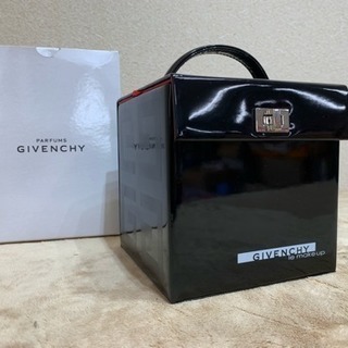 ジバンシー  GIVENCHY  化粧品ボックス le make up