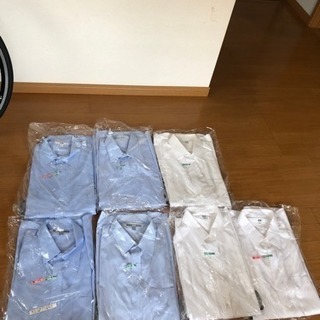 UNIQLO カッターシャツ