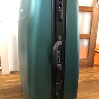 スーツケース 大型の画像