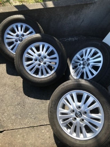 ヴォクシー80前期純正アルミ夏タイヤセット