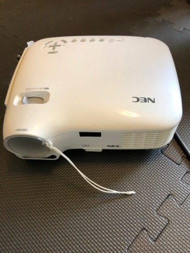 中古プロジェクター NEC LT35