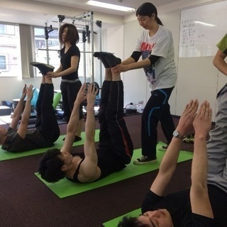 初心者の為のボディメイクチーム！ダイエット、筋トレ、ジム仲間募集♫ - 新宿区