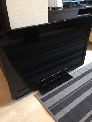 パナソニックVIERA32型テレビ(2013年製)