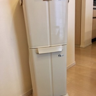 ！価格更新！【美品】ペダル式ゴミ箱