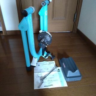 MINOURA ミノウラ サイクルトレーナー　屋内自転車練習機 M60-D ロードバイク クロスバイク 車輪適合:700c　26インチ　650cから27インチの画像