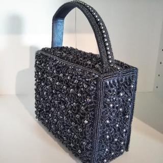 🌟もっともっと値下げ🌟結婚式に。キラキラビーズバッグ→200円でお譲りします。の画像