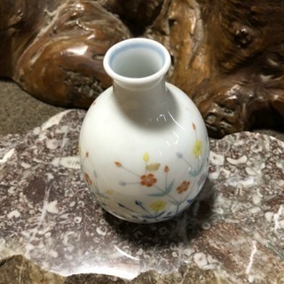 一輪挿しの花瓶？