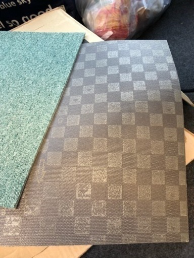 CARPET  TILES  未使用20枚