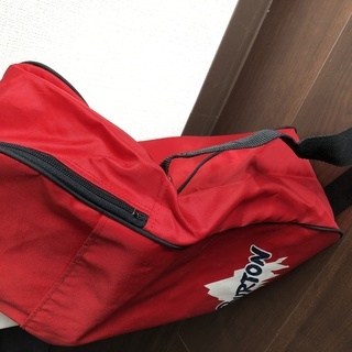 BURTONのBAGです。の画像