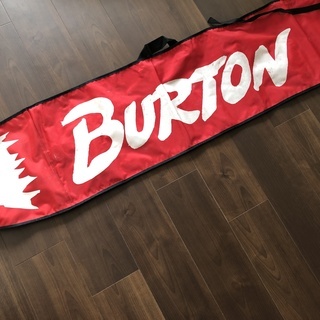 BURTONのボードケースです。の画像