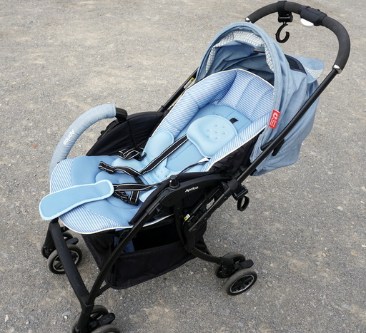 アップリカベビーカー　ラクーナコンフォート　定価70,000円相当おまけ多数