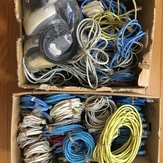 新品OAタップ、新品LANケーブル、その他中古品の画像