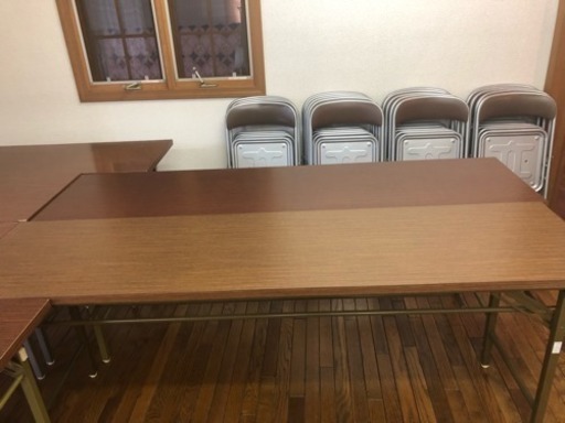 会議用テーブル パイプ椅子