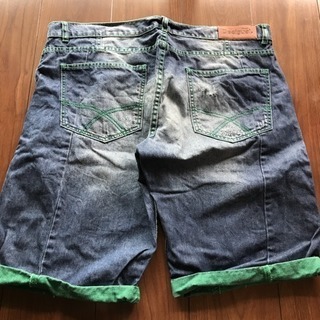 desigualのダメージハーフパンツの画像