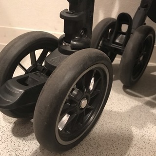 コンビ ベビーカーの画像