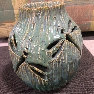 壺（トンボ）骨董の画像