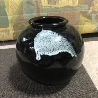 壺（黒）骨董