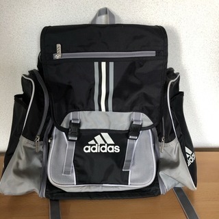 アディダス リュックサック 修学旅行に！の画像