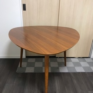 NOCE 三角ダイニングテーブル 茶色 used