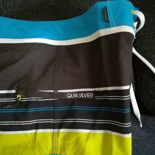 【新品】クイックシルバー　スイムウェア【水着】の画像