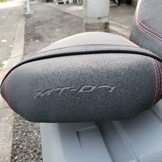 MT-07 　 Y'Sギア　コンフォートシート