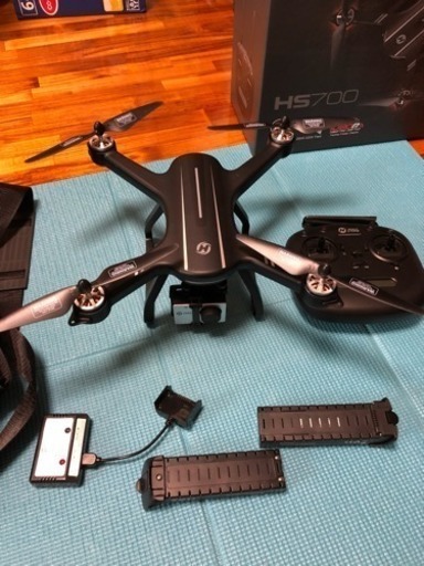 HOLY STONE HS700 ドローン ホーリーストーン 予備バッテリー2個 専用ポータブルバッグ