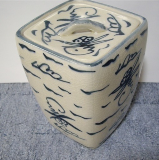 茶道用の水差し（陶器）