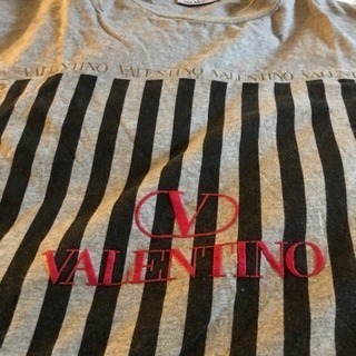 ブランド VALENTINO バレンチノ ティーシャッツの画像